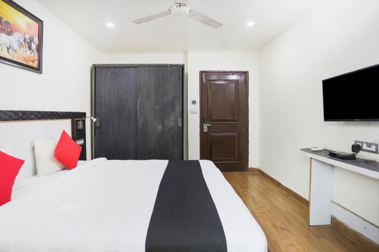 Capital O The Nest Expo Near Pvr Ansal Plaza Greater Noida Hotel Екстериор снимка
