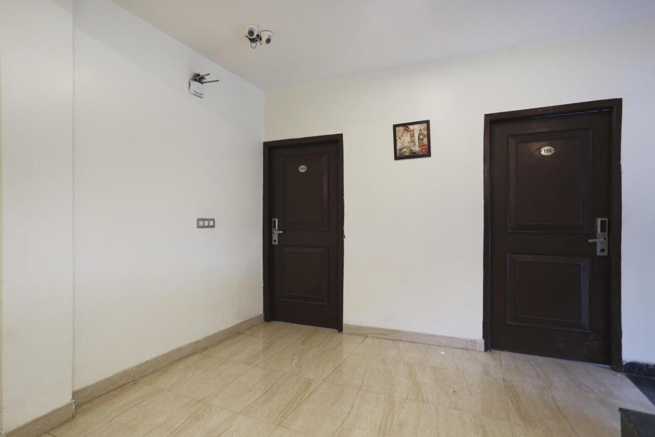 Capital O The Nest Expo Near Pvr Ansal Plaza Greater Noida Hotel Екстериор снимка