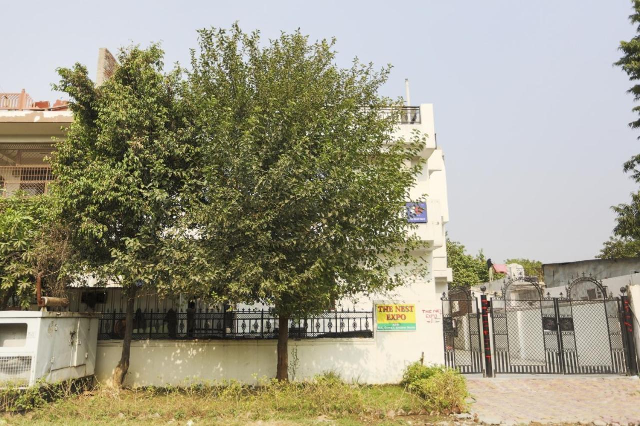 Capital O The Nest Expo Near Pvr Ansal Plaza Greater Noida Hotel Екстериор снимка